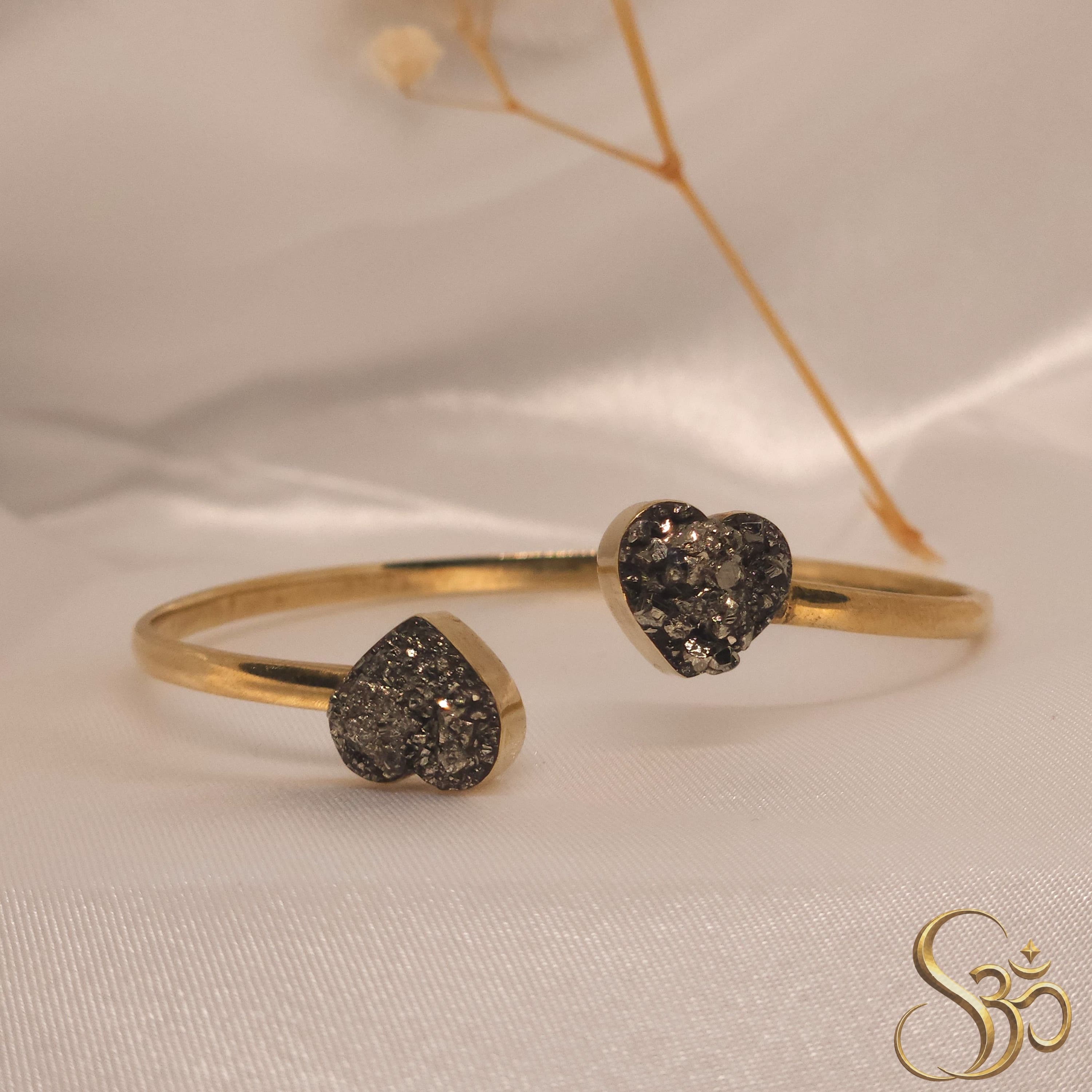 Pyrite Heart Cuff Set view 2
