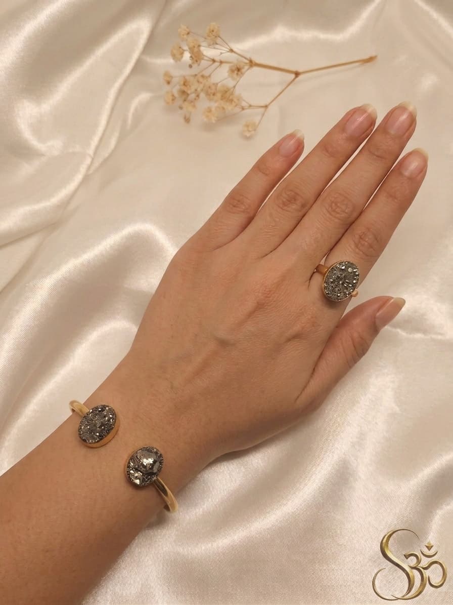 Pyrite Oval Cuff Set